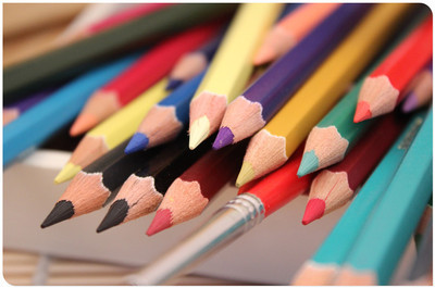 【正品瘋搶 光輝三角鐵桶48 32色中小學(xué)生兒童水溶性彩色鉛筆無(wú)鉛毒】?jī)r(jià)格,廠家,圖片,鉛筆,安徽光輝文教用品-